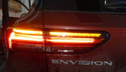 Buick Envision (2019) - przeróbka tylnych lamp USA > EU