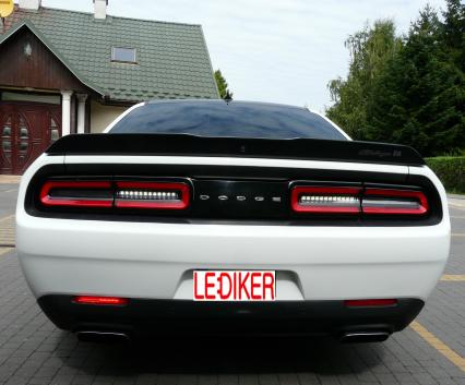 Dodge Challenger (2008-13) - modyfikacja lamp tylnych z wersji USA > EU