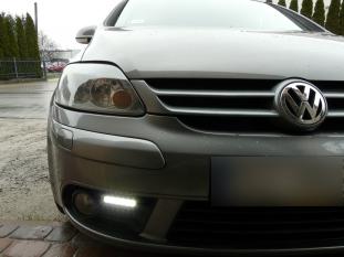 Volkswagen Golf V Plus  montaż świateł do jazdy dziennej