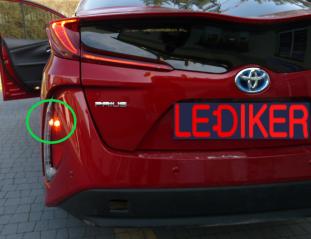 Toyota Prius (USA) 2019  tylne światło przeciwmgłowe